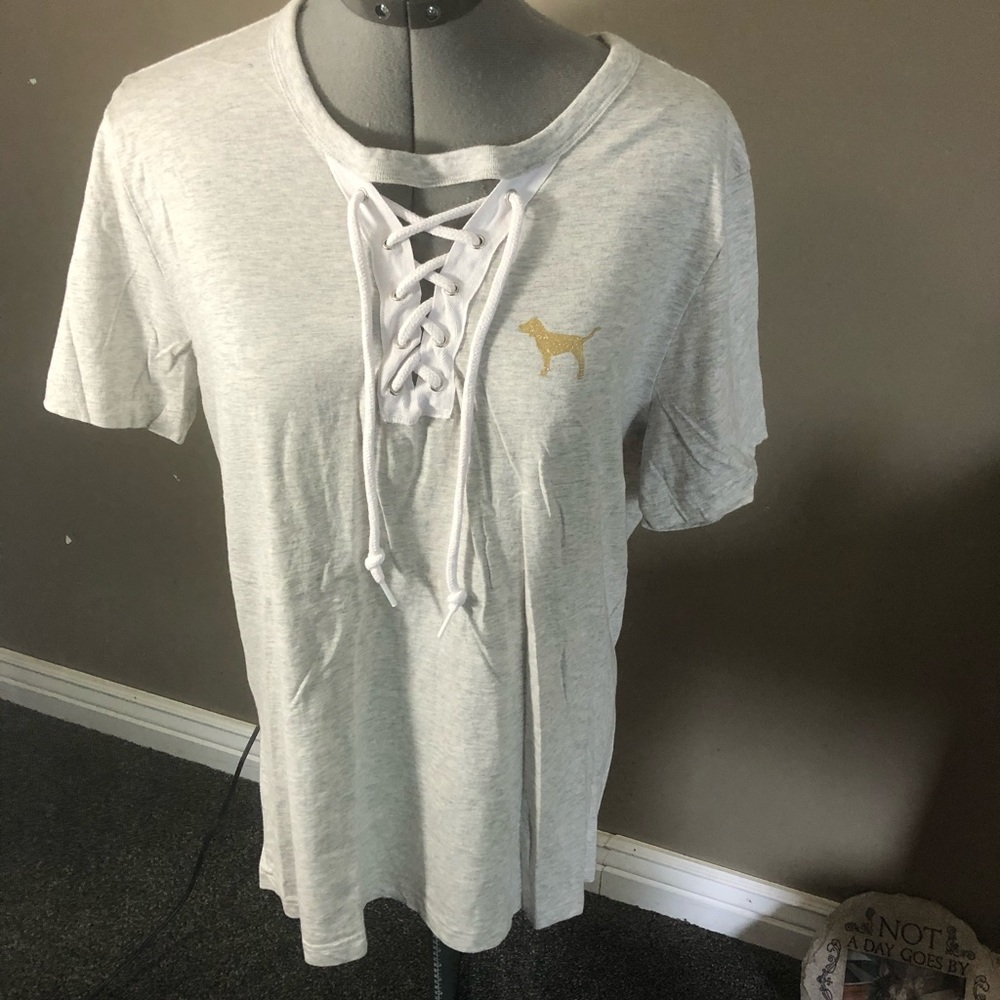 Short sleeve tee